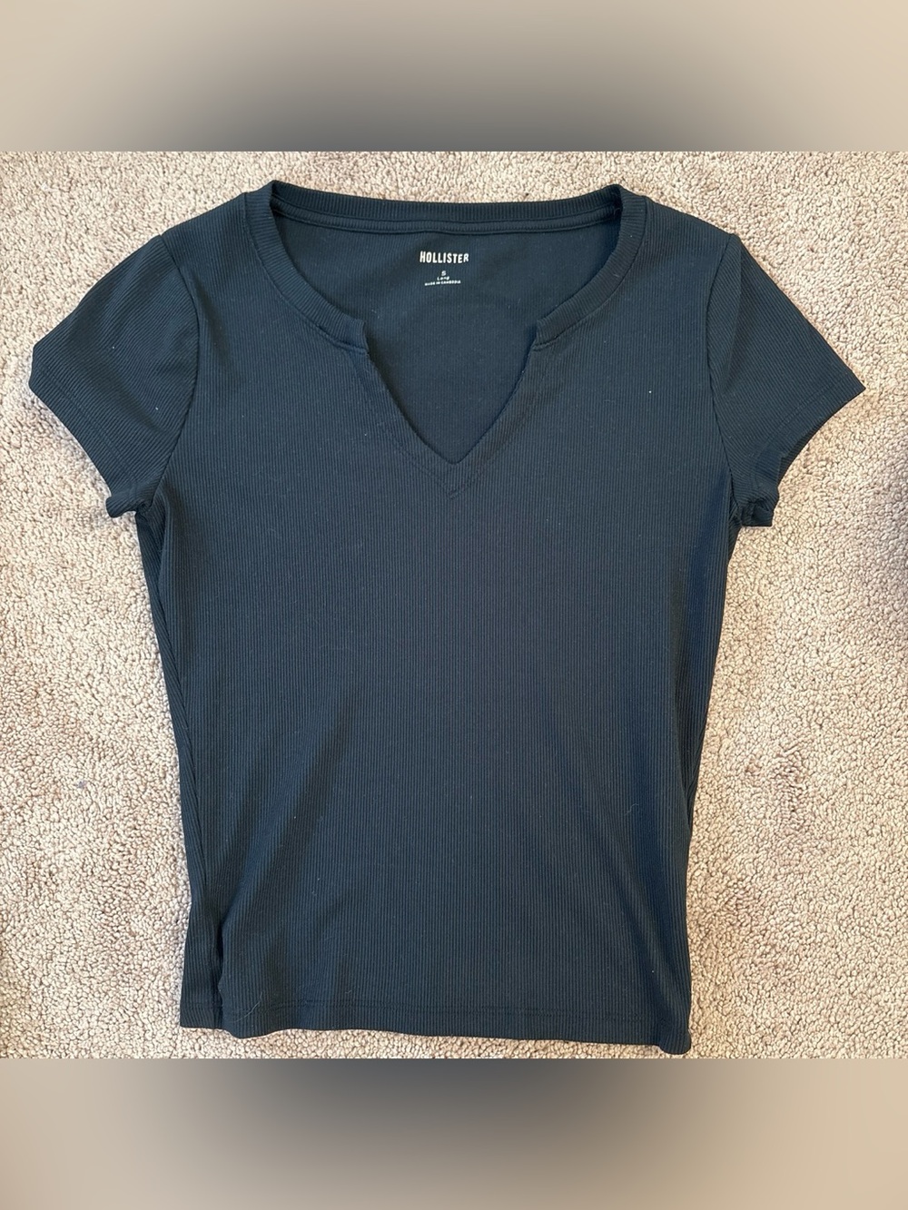 Hollister Black Short-Sleeve Ribbed V-Notch Tee
